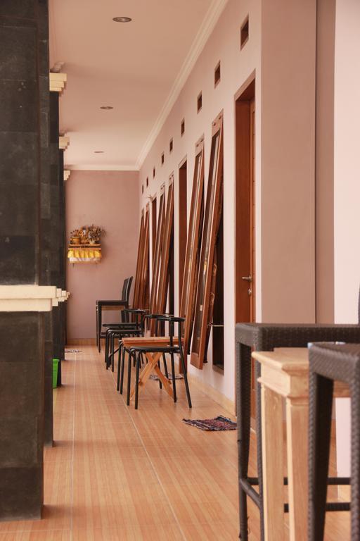 Nuka Beach Inn Кута Екстериор снимка
